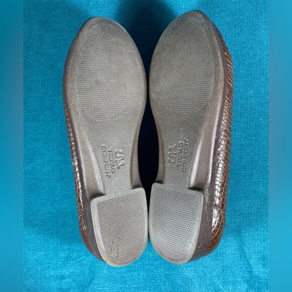 Size 8.5 - Women’s SAS Brown Croc Leather Loafer shoes - Picture 5 of 6